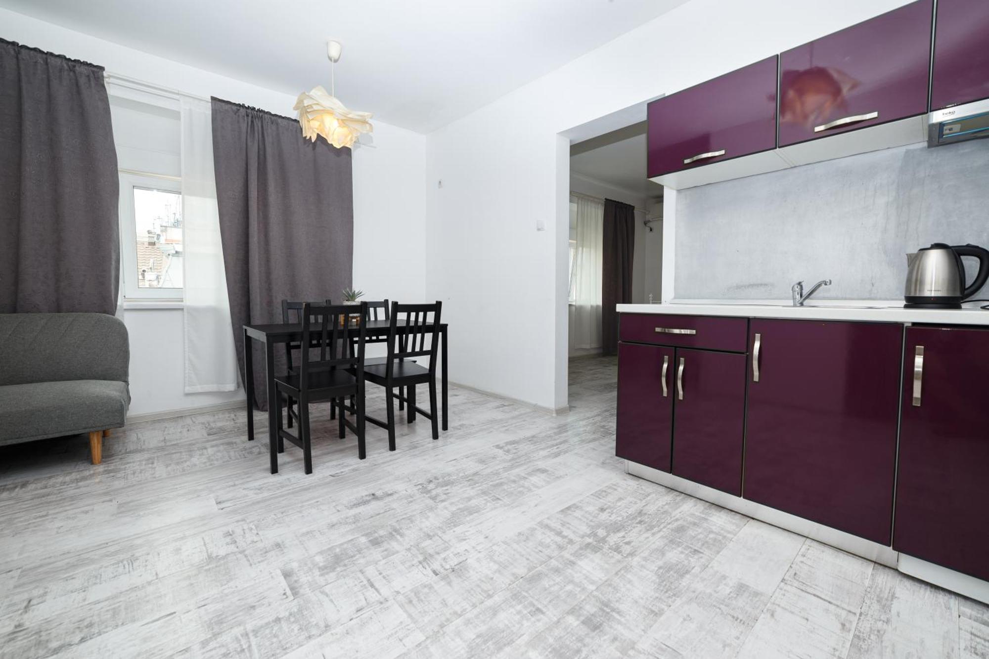 Color Apartments Old Town Center Bükreş Dış mekan fotoğraf