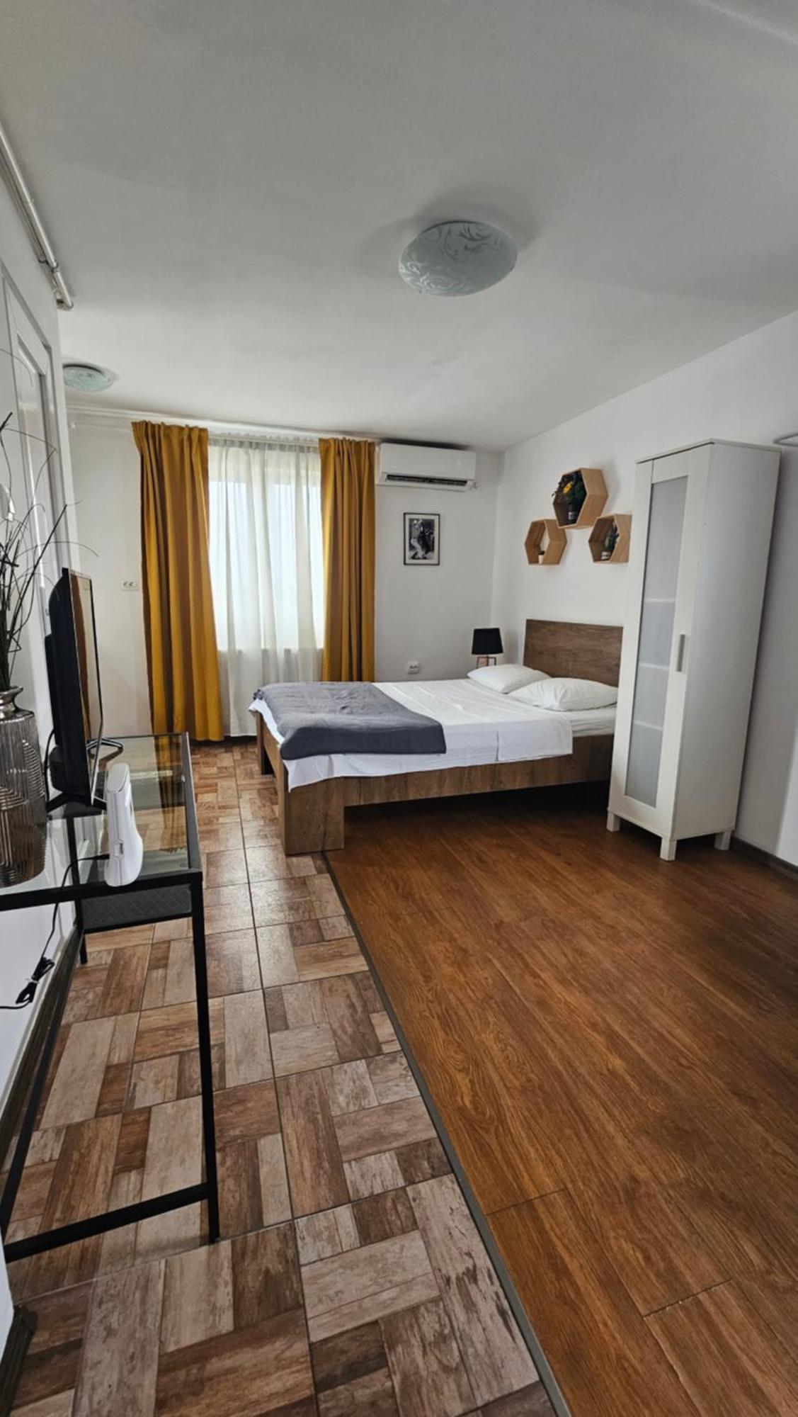 Color Apartments Old Town Center Bükreş Dış mekan fotoğraf