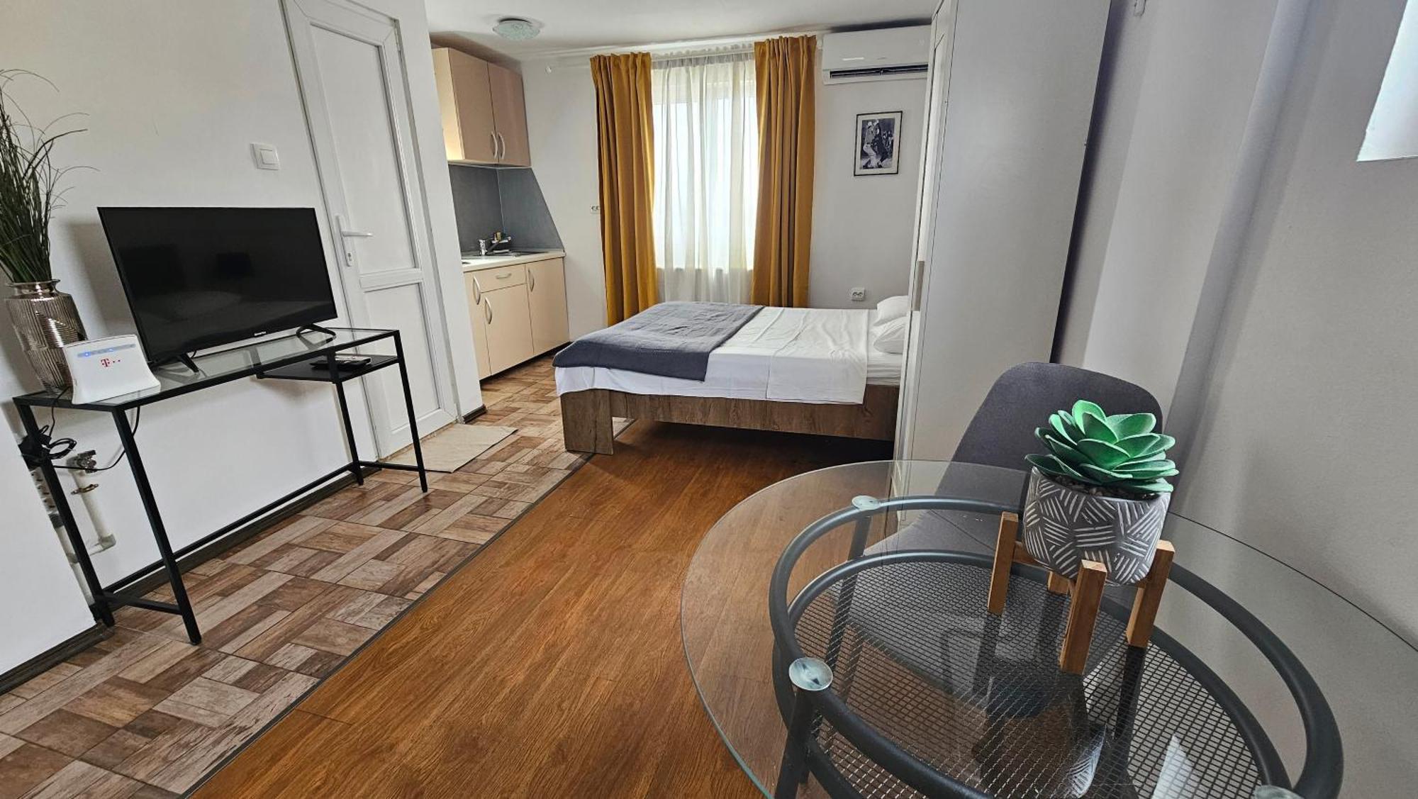 Color Apartments Old Town Center Bükreş Dış mekan fotoğraf