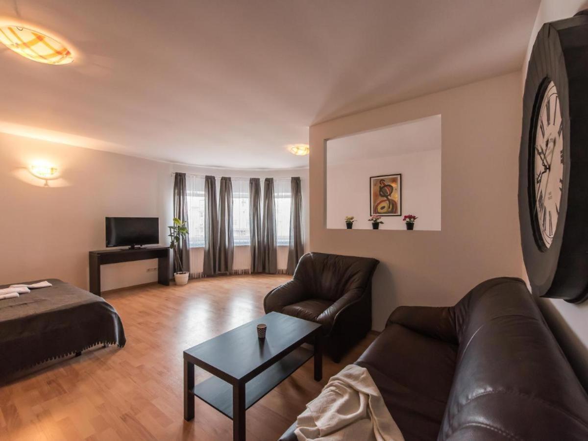 Color Apartments Old Town Center Bükreş Dış mekan fotoğraf