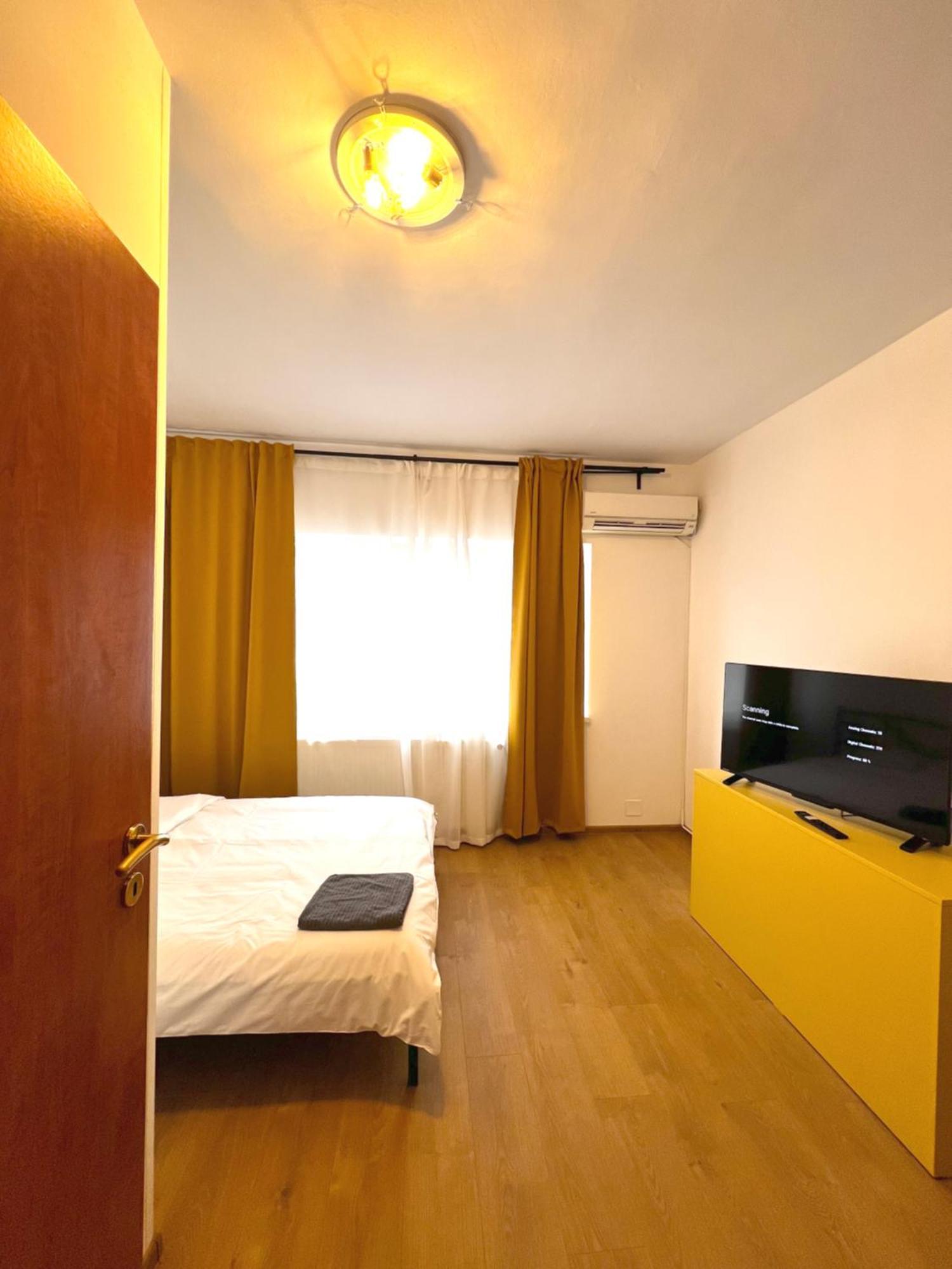 Color Apartments Old Town Center Bükreş Dış mekan fotoğraf
