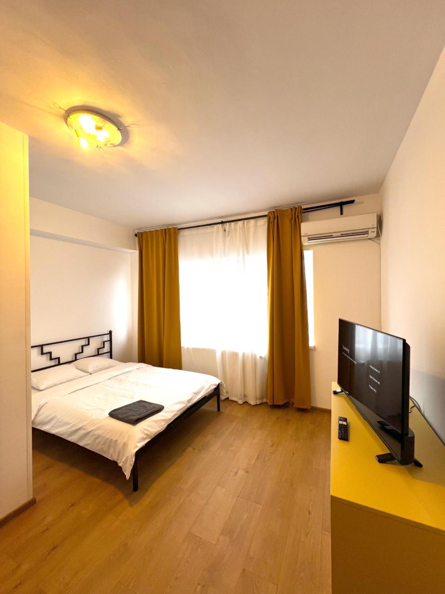 Color Apartments Old Town Center Bükreş Dış mekan fotoğraf
