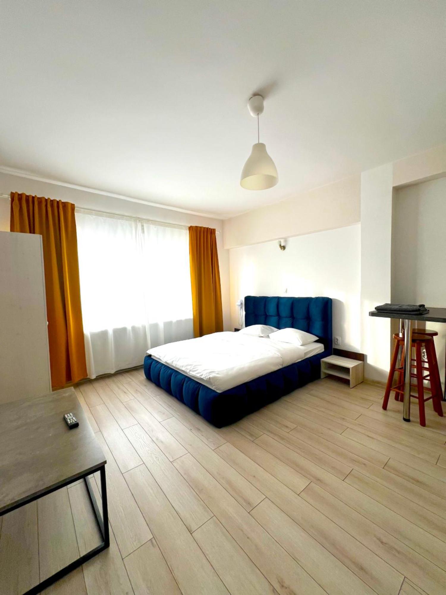Color Apartments Old Town Center Bükreş Dış mekan fotoğraf